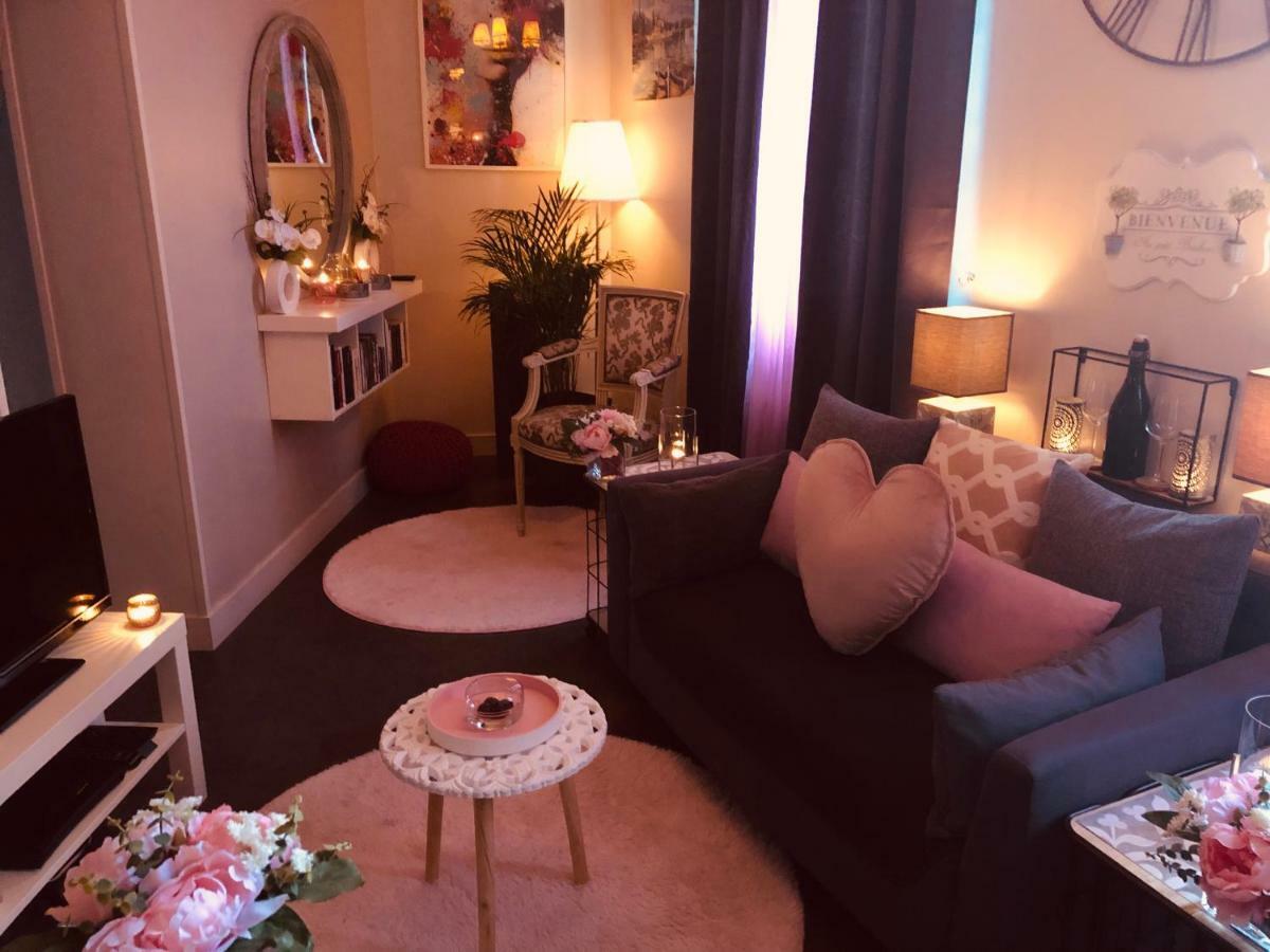 Ferienwohnung Bienvenue Au Petit Bonheur Honfleur Exterior foto